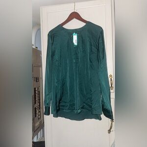 Long-Sleeve Scoop-Neck Blouse in Teal